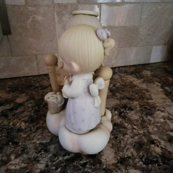Vintage Precious Moments “No Tears Past the Gate” Figurine-1986 - Picture 5 of 6